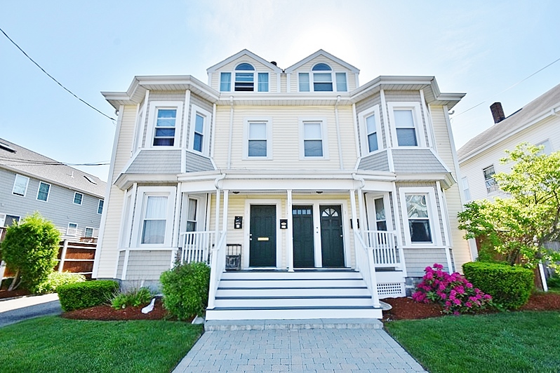 Virtual Tour of 32 Harvard St. Unit 3, Waltham, Massachusetts 02453