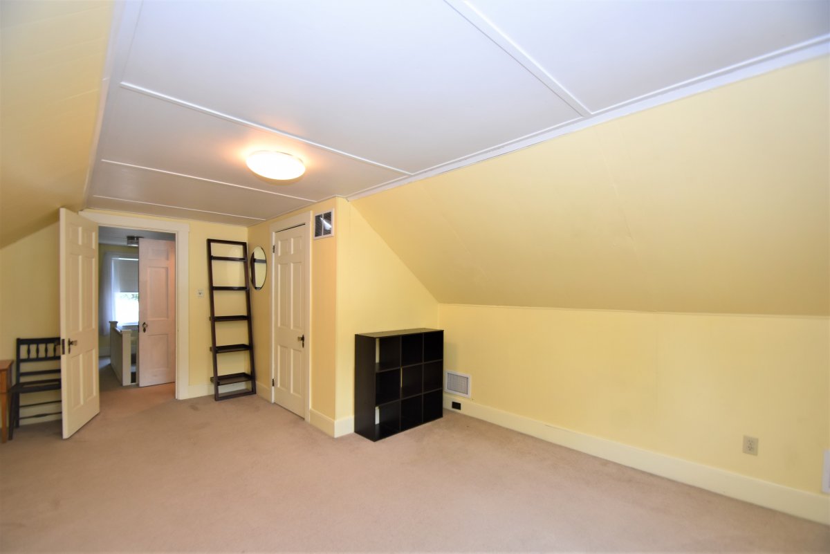 Virtual Tour of 29 Maple Avenue, Woburn, Massachusetts 01801 Single