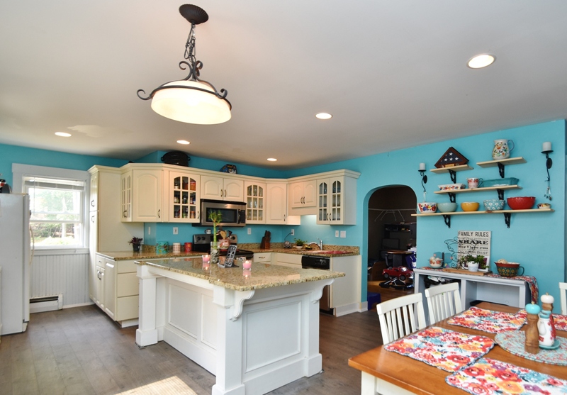 Virtual Tour of 60 Linton Street, Nashua, New Hampshire 03060 Single