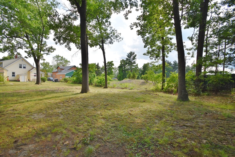 Virtual Tour of 60 Linton Street, Nashua, New Hampshire 03060 Single