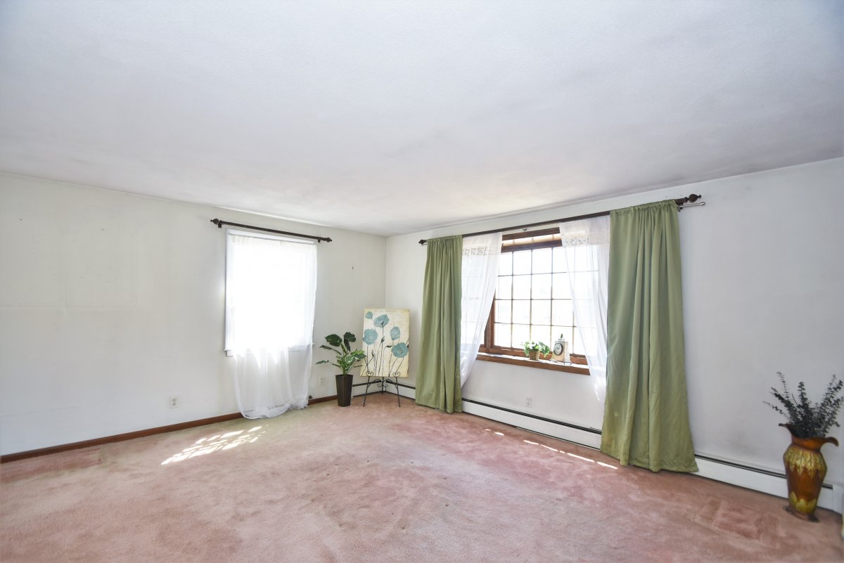 Virtual Tour of 2 Jericho Road, Woburn, Massachusetts 01801 Single