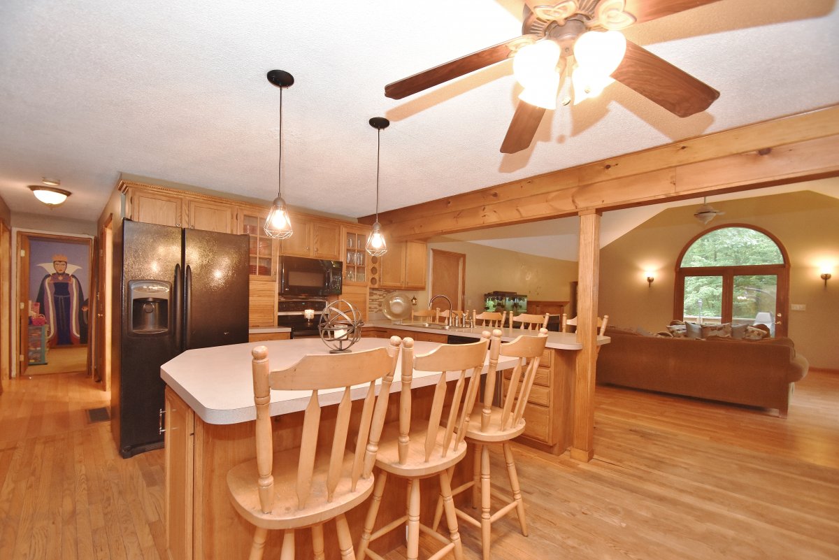 Virtual Tour of 61 Barker Hill Rd, Townsend, Massachusetts 01469