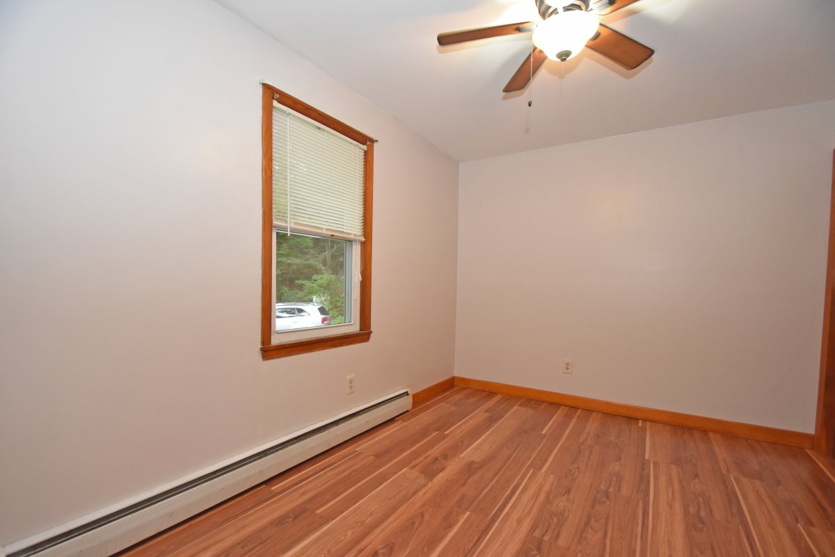 Virtual Tour of 816 Ashburnham Street, Fitchburg, Massachusetts 01420