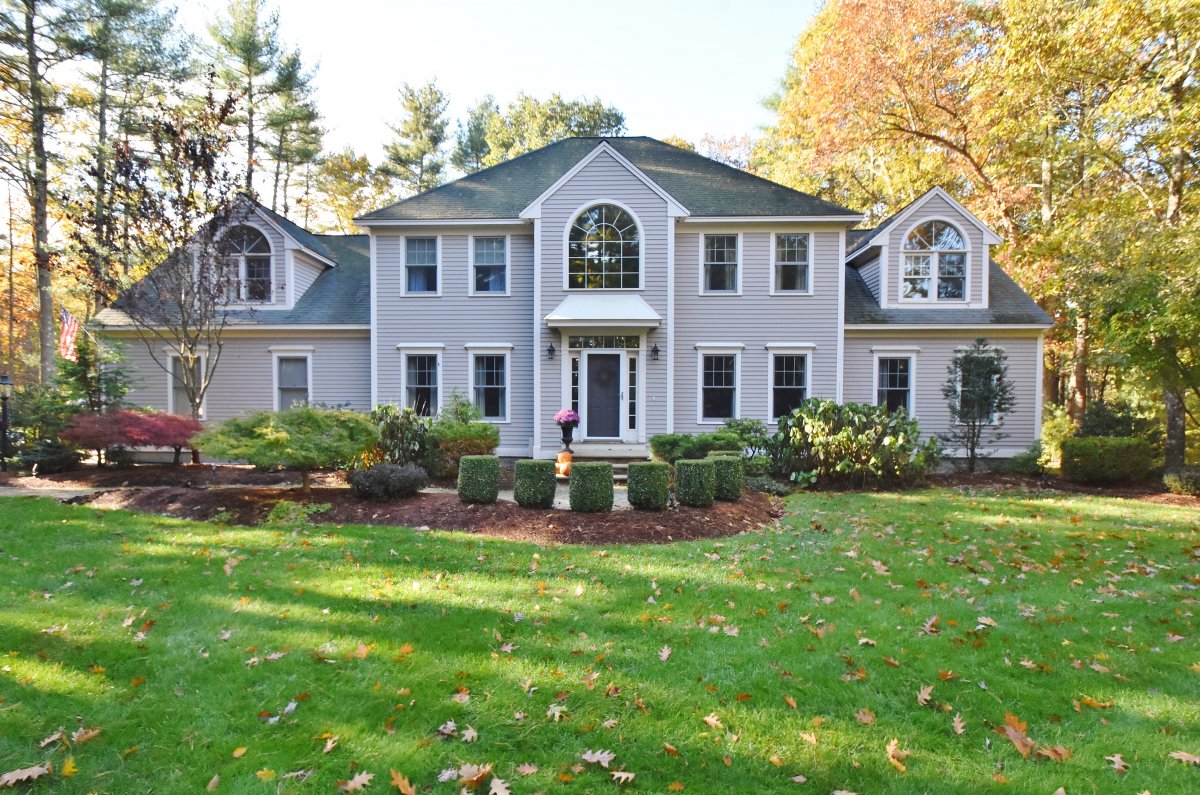 Virtual Tour of 75 Westford St, Dunstable, Massachusetts 01827 Single