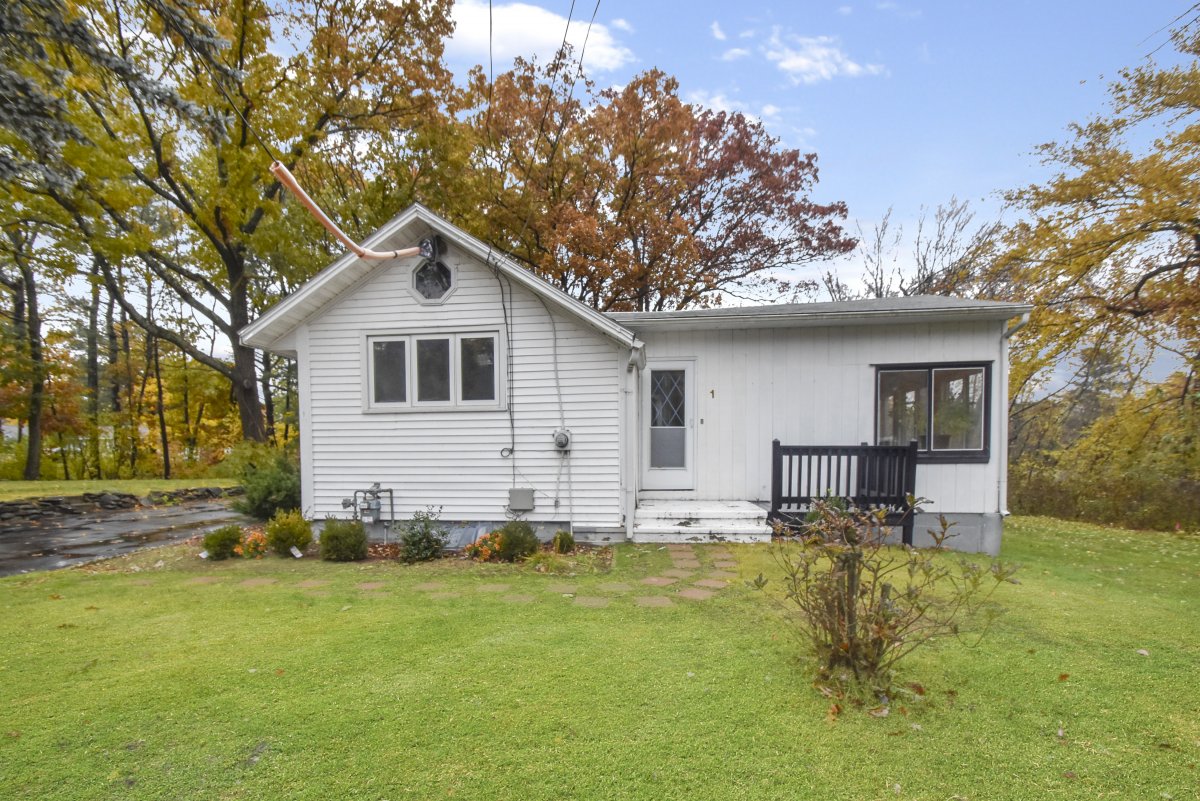 Virtual Tour of 1 Hancock St, Billerica, Massachusetts 01821 Single