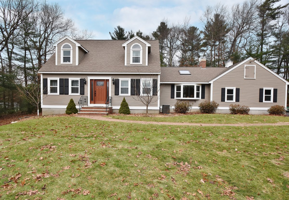 Virtual Tour of 8 Little Bear Hill Rd, Westford, Massachusetts 01886