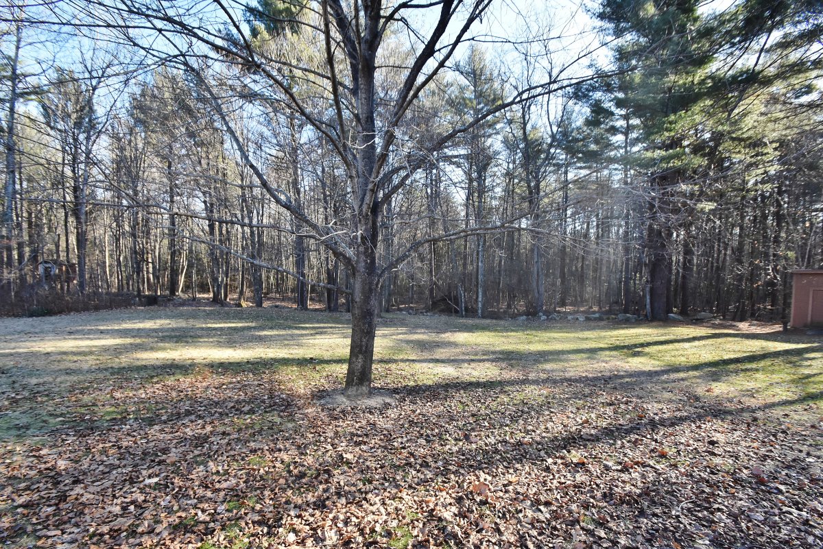 Virtual Tour of 69 Barker Hill Rd, Townsend, Massachusetts 01469