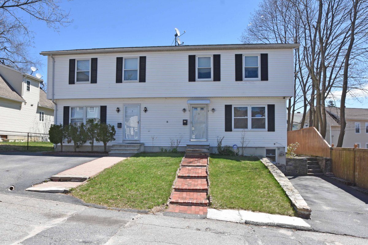 Virtual Tour of 3 Payson Street, Worcester, Massachusetts 01607 Single Family Home TourVista