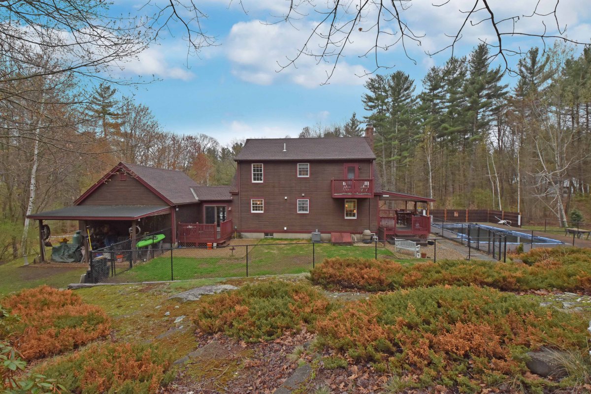 Virtual Tour of 73 Vinton Pond Road, West Townsend, Massachusetts 01474