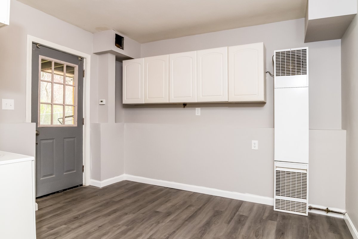 Virtual Tour of 36 Newton Avenue, Tewksbury, Massachusetts 01876