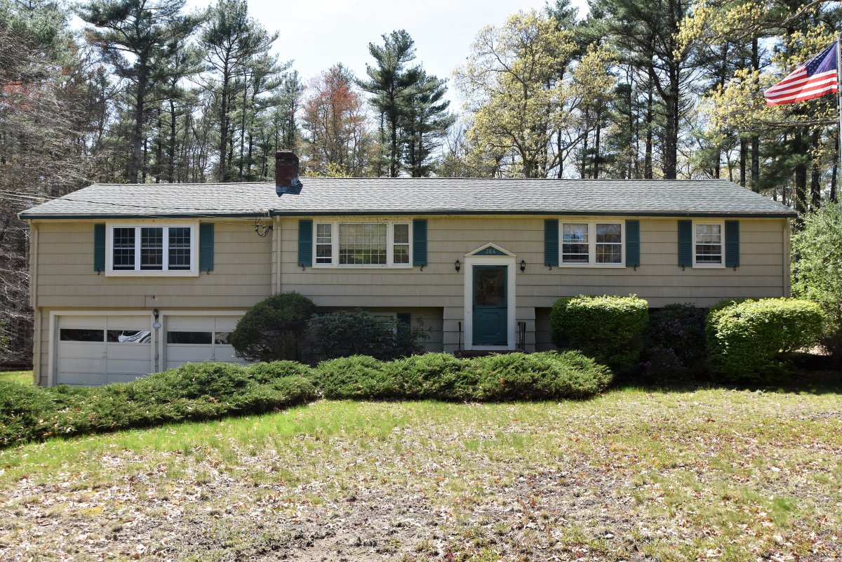 Virtual Tour of 264 Elm St., Halifax, Massachusetts 02338 Single