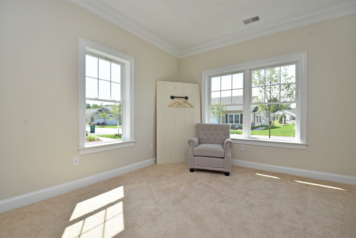 Virtual Tour of 73 Rogerson Crossing, Uxbridge, Massachusetts 01569