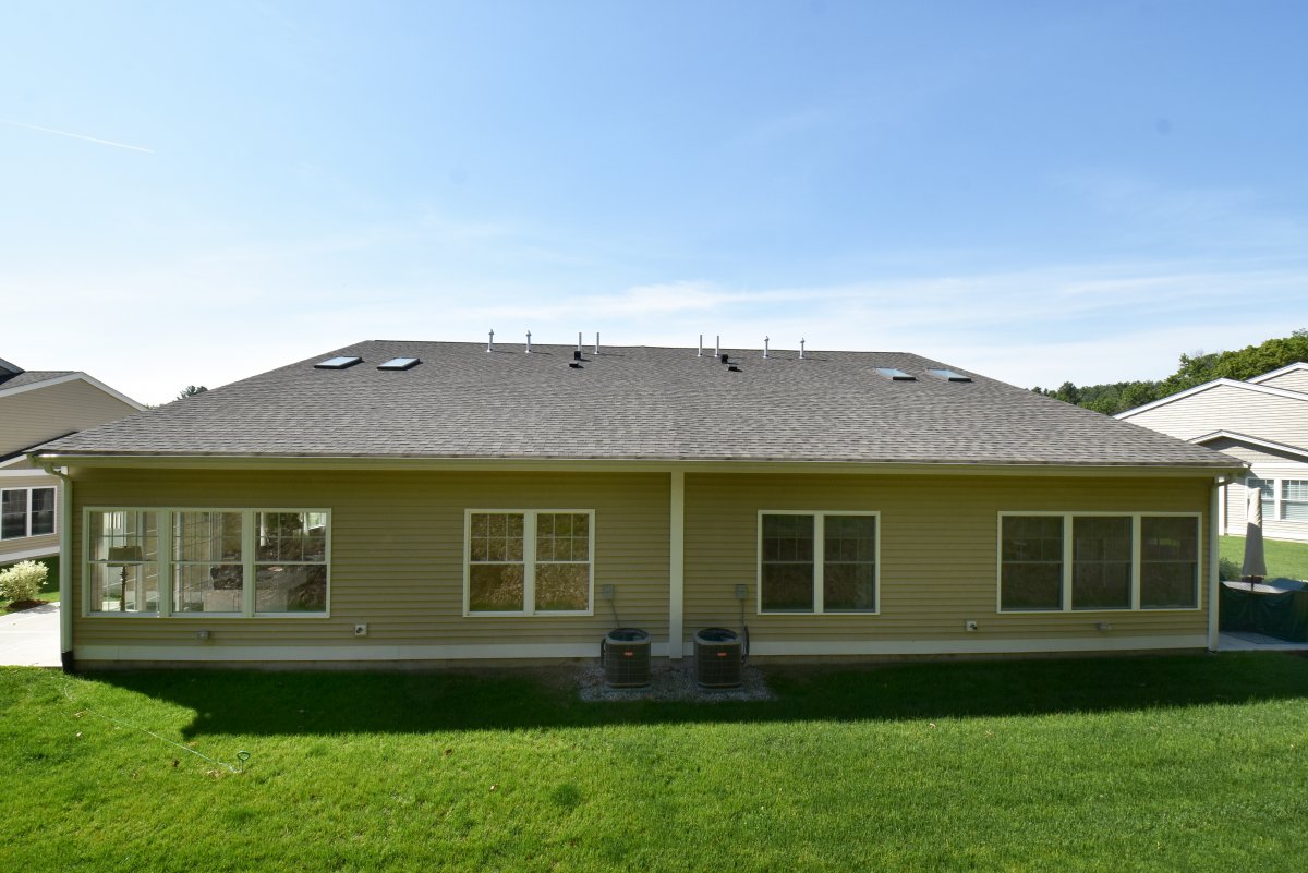 Virtual Tour of 73 Rogerson Crossing, Uxbridge, Massachusetts 01569