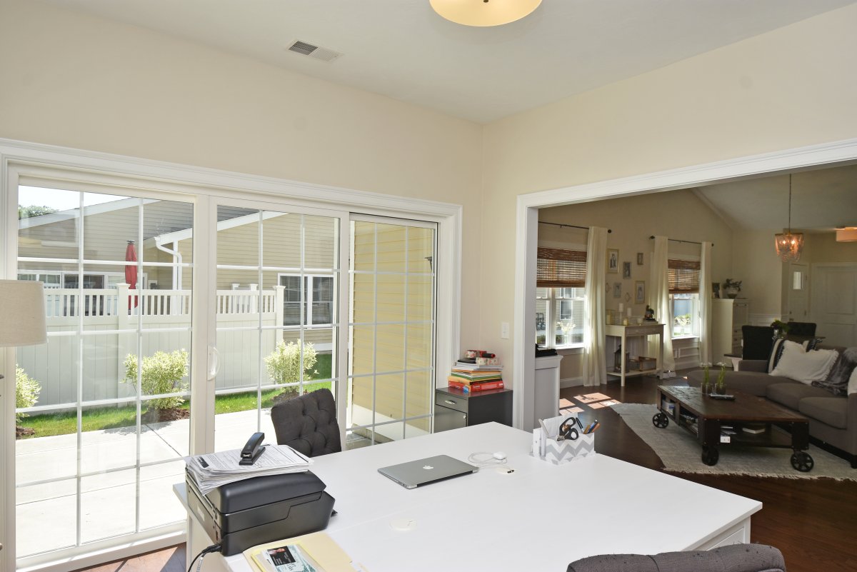 Virtual Tour of 73 Rogerson Crossing, Uxbridge, Massachusetts 01569