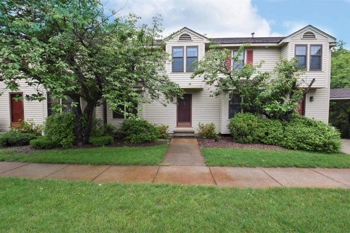 Virtual Tour of 10 Apache Way Unit 10, Tewksbury, Massachusetts 01876