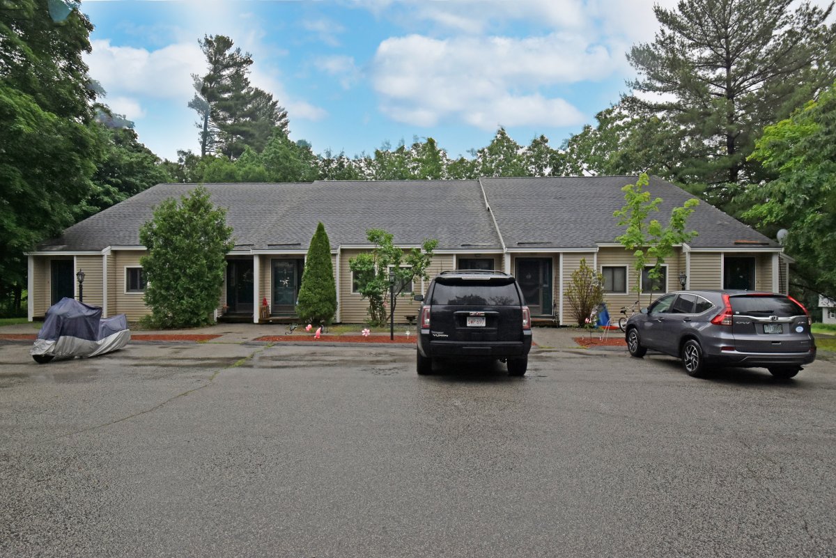Virtual Tour of 30 Birch Street, Unit 3, Derry, New Hampshire 03038