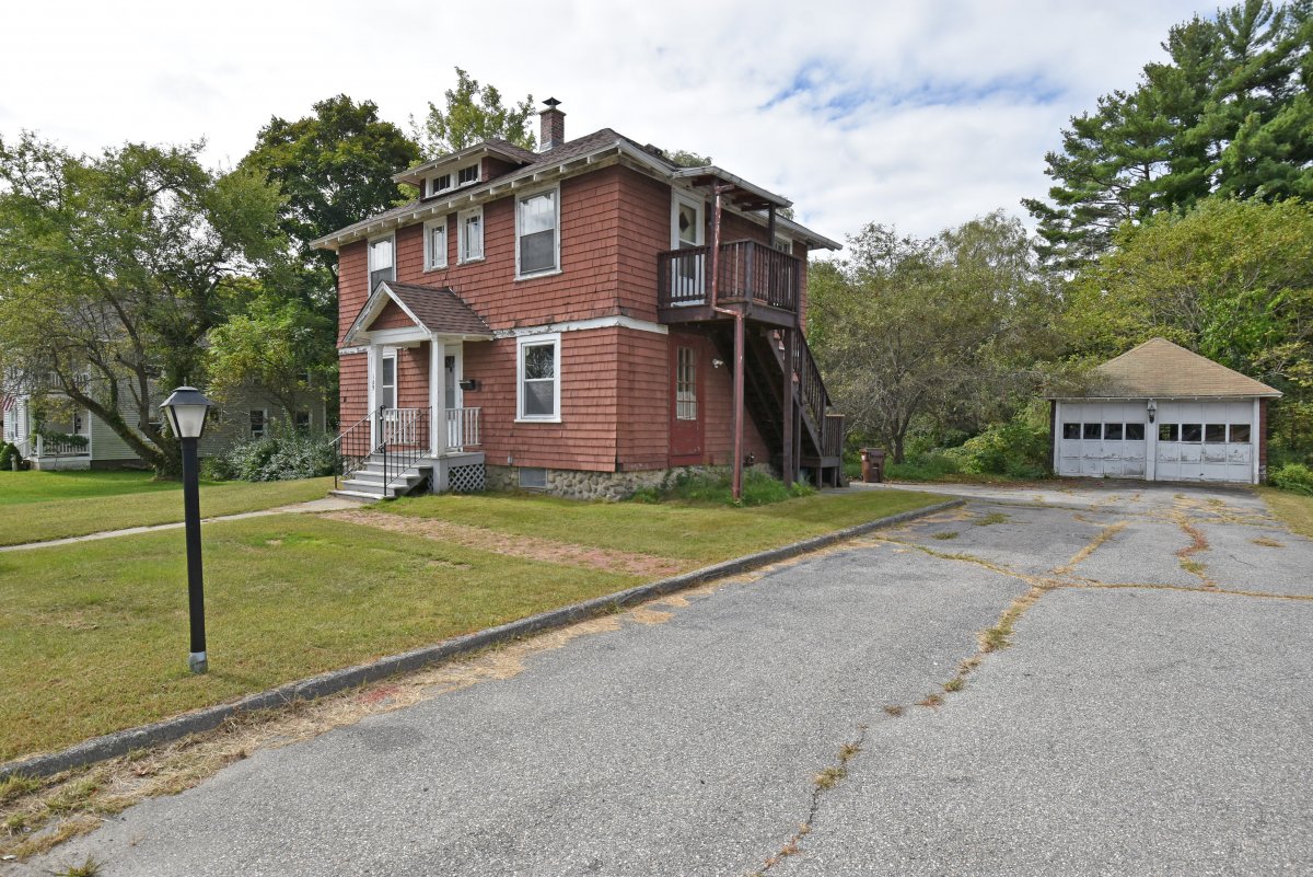 Virtual Tour of 165 Auburn St, Auburn, Massachusetts 01501 Single