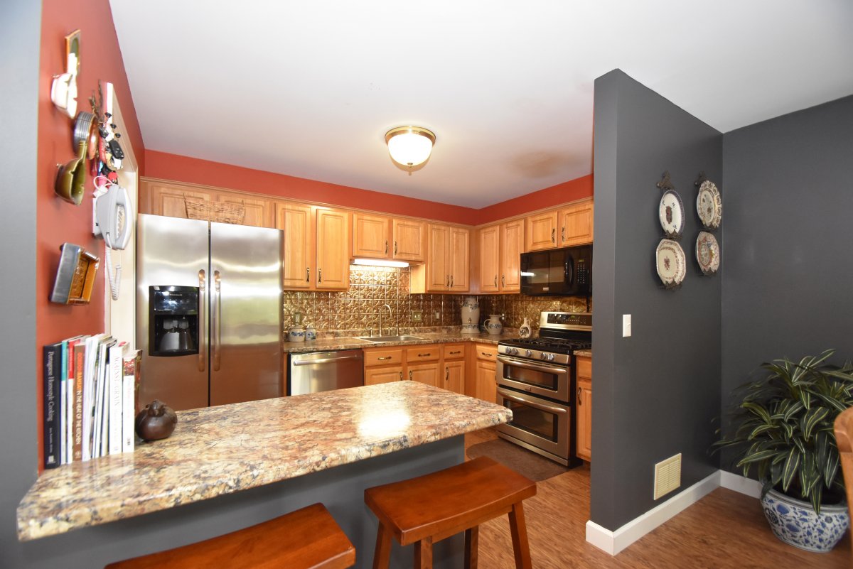 Virtual Tour of 63 Steeple Vw Unit 63, Sturbridge, Massachusetts