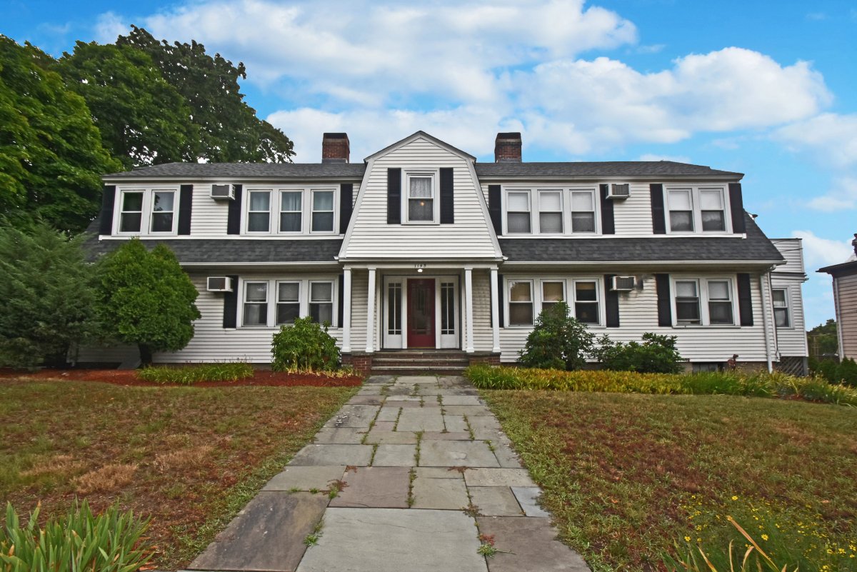 Virtual Tour of 1145 Boylston Street Unit 1, Newton Upper Falls