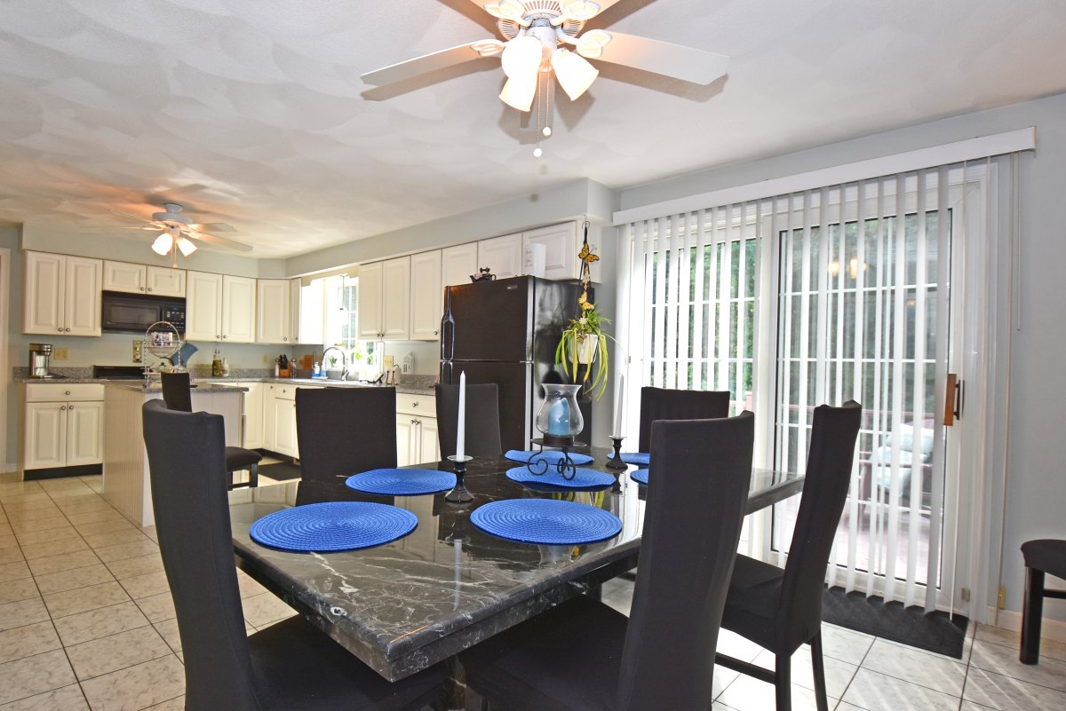 Virtual Tour of 126 North Street, Methuen, Massachusetts 01844 Single Family Home TourVista