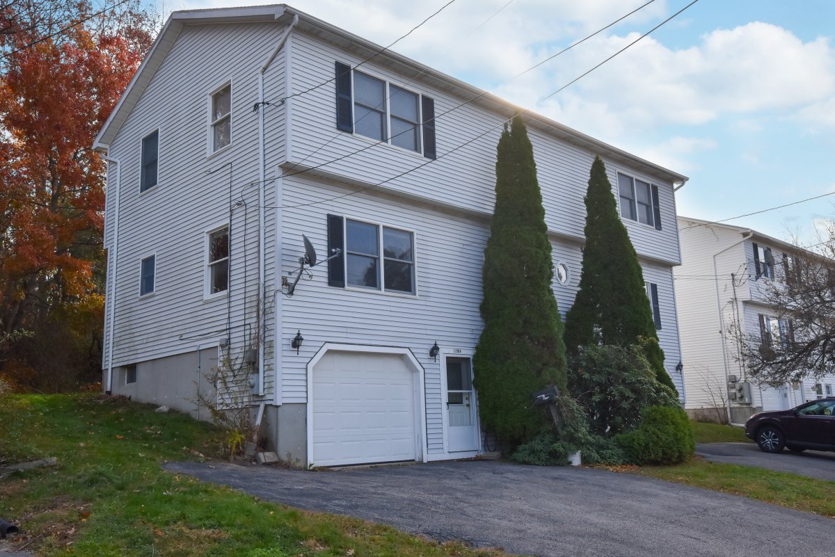 Virtual Tour of 126A Brooks St, Worcester, Massachusetts 01606