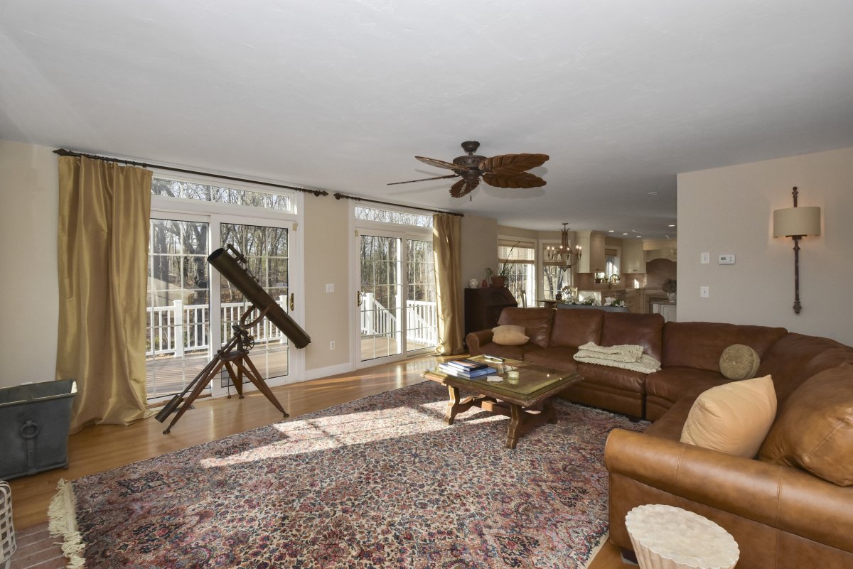 Virtual Tour of 290 Kaleva Road, Lancaster, Massachusetts 01523