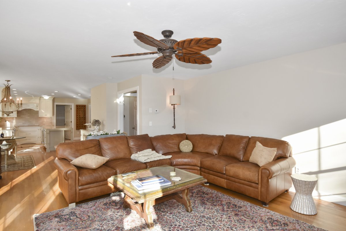 Virtual Tour of 290 Kaleva Road, Lancaster, Massachusetts 01523