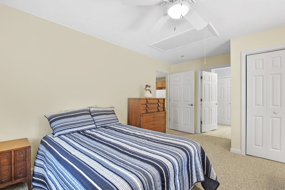 Virtual Tour of 711 Potter Road, Framingham, Massachusetts 01701