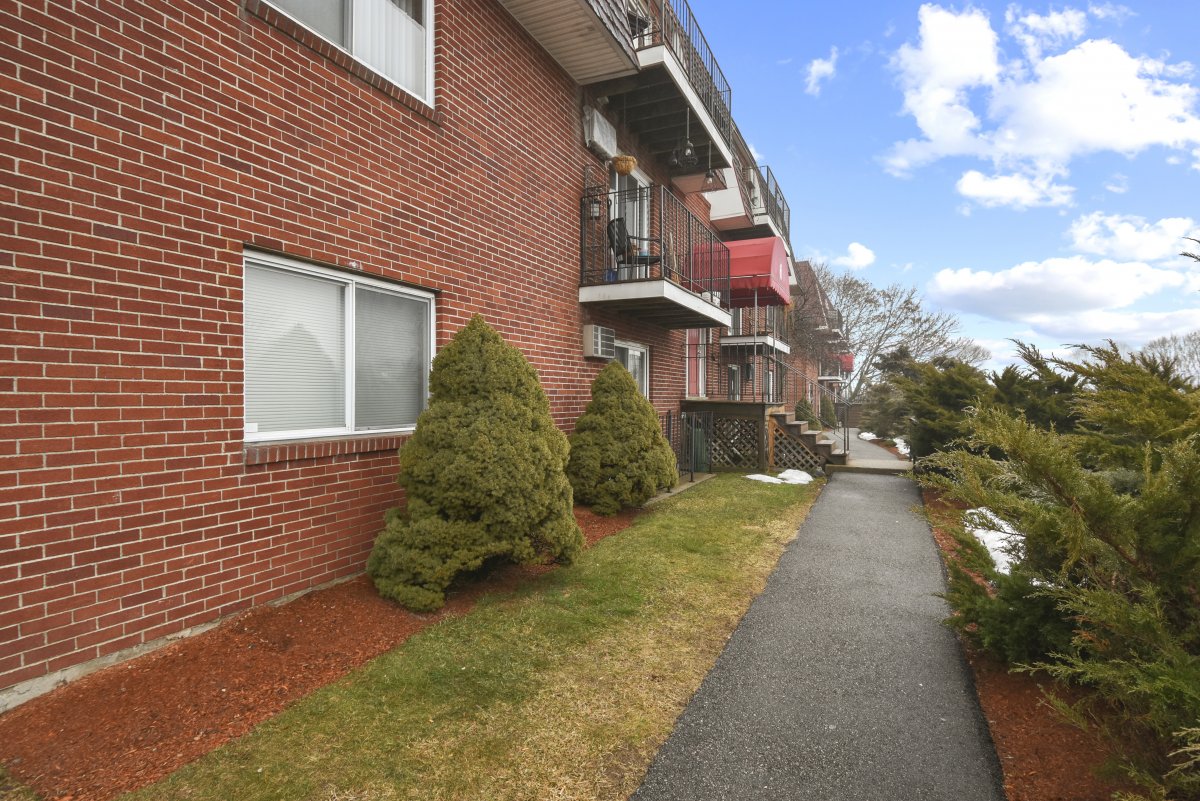 Virtual Tour of 6 Apricot Street Unit 8, Worcester, Massachusetts