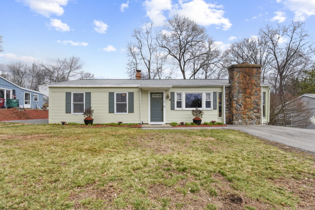 Virtual Tour of 95 Laurie Lane, Lowell, Massachusetts 01854 Single