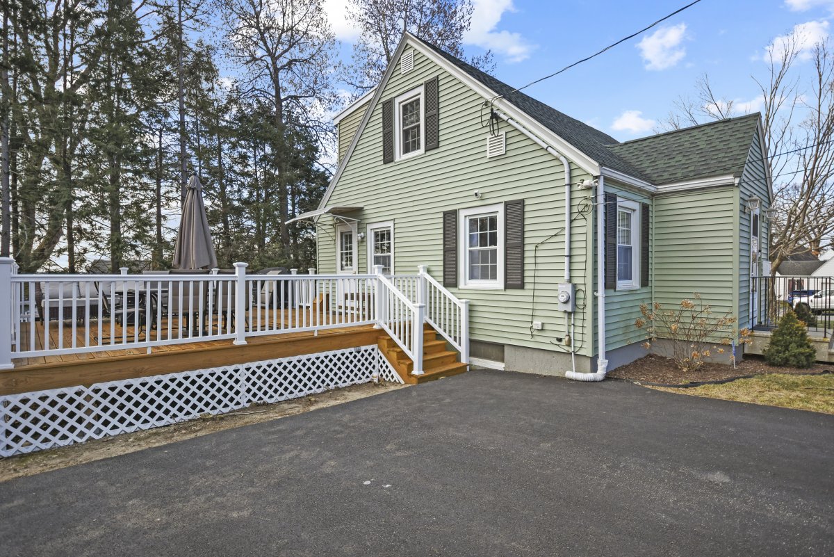 Virtual Tour of 2 Birch Hill Road, Worcester, Massachusetts 01606