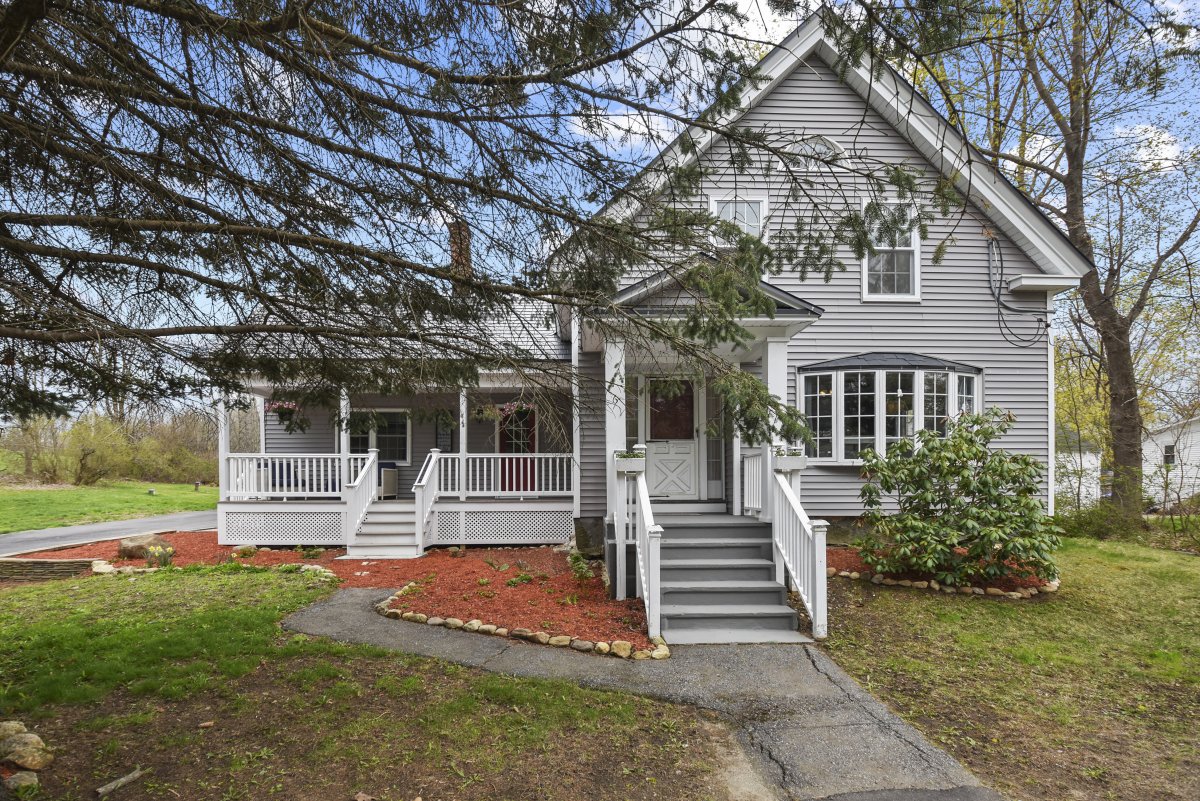 Virtual Tour of 6 Worcester Road, Hubbardston, Massachusetts 01452