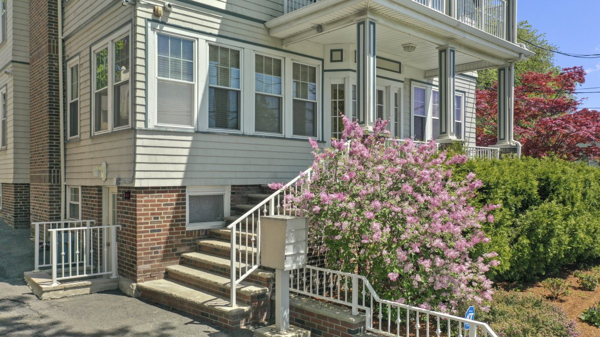 Virtual Tour of 7 Nichols Street Unit 2, Chelsea, Massachusetts 02150