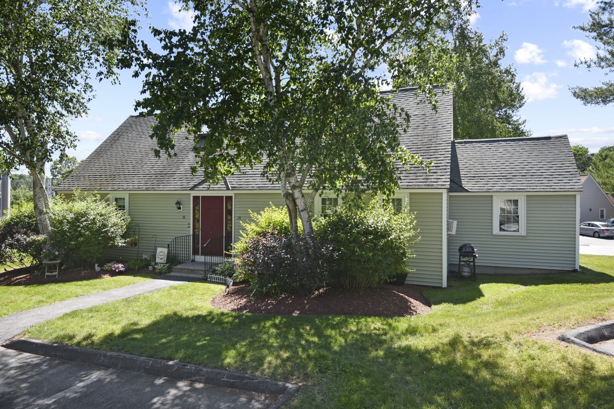 Virtual Tour of 20 Bayberry Drive Unit 8B, Worcester, Massachusetts