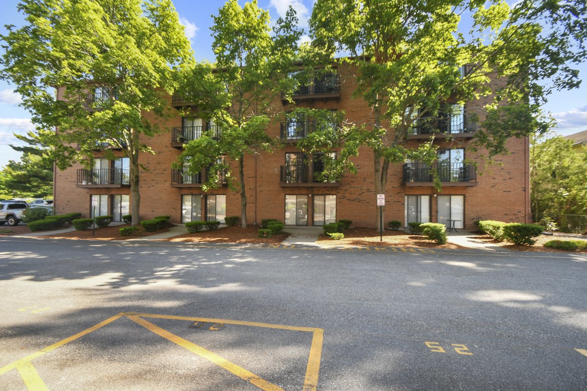 Virtual Tour of 327 Plantation St Unit 304, Worcester, Massachusetts
