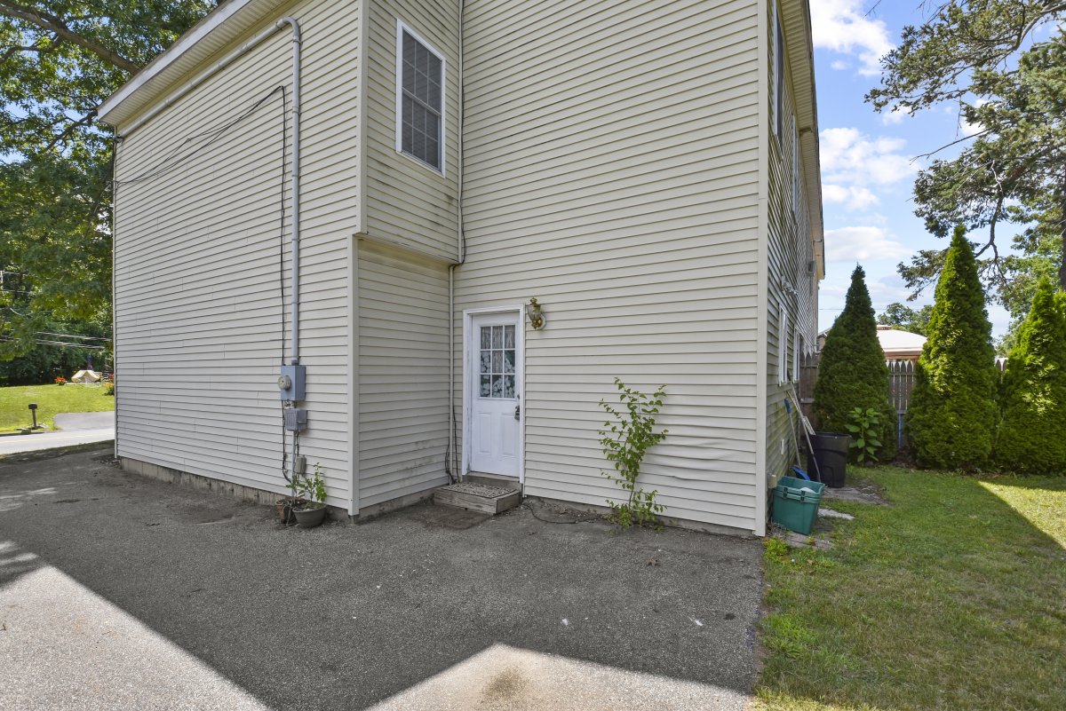 Virtual Tour of 177B Sunderland Road Unit B, Worcester
