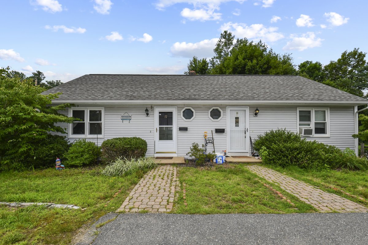 Virtual Tour of 71 Reservoir Street, Unit 71, Holden, Massachusetts