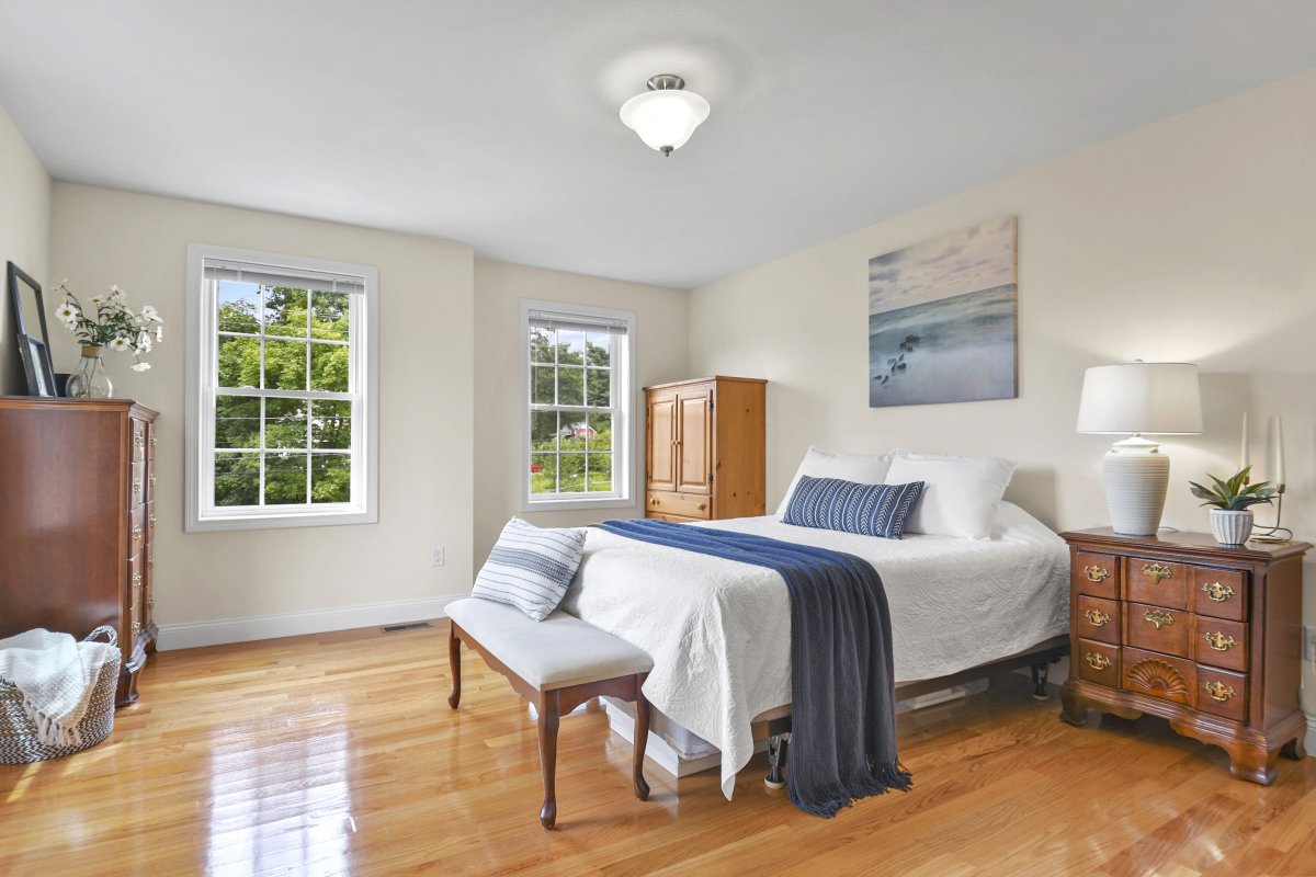 Virtual Tour of 128 Rosemont Street, Haverhill, Massachusetts 01830