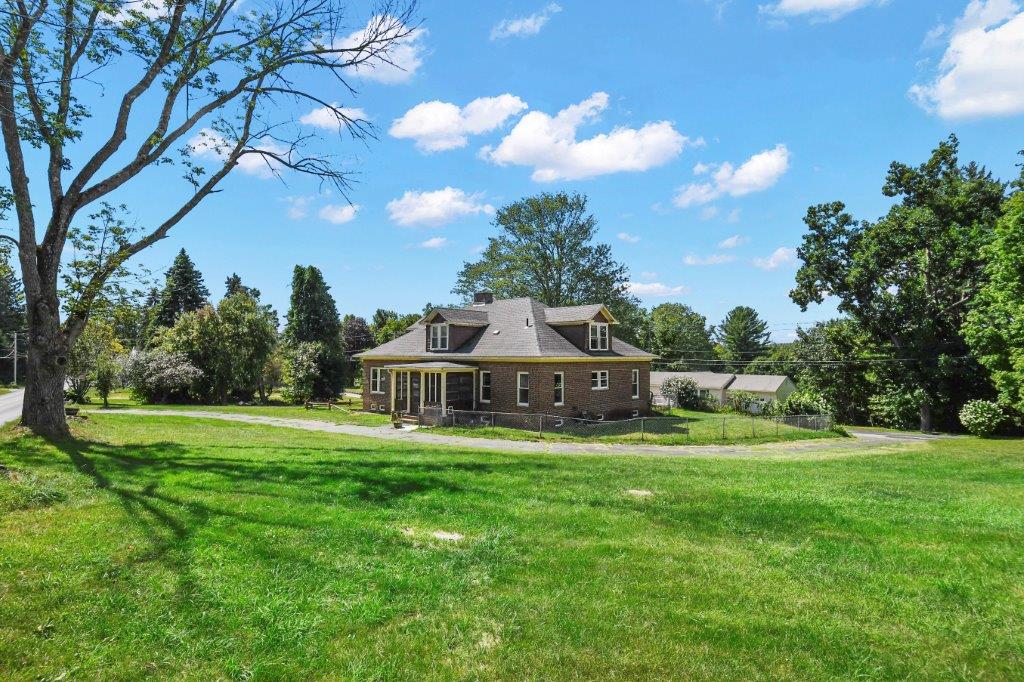 Virtual Tour of 41 Old Keene Road, Athol, Massachusetts 01331 Single