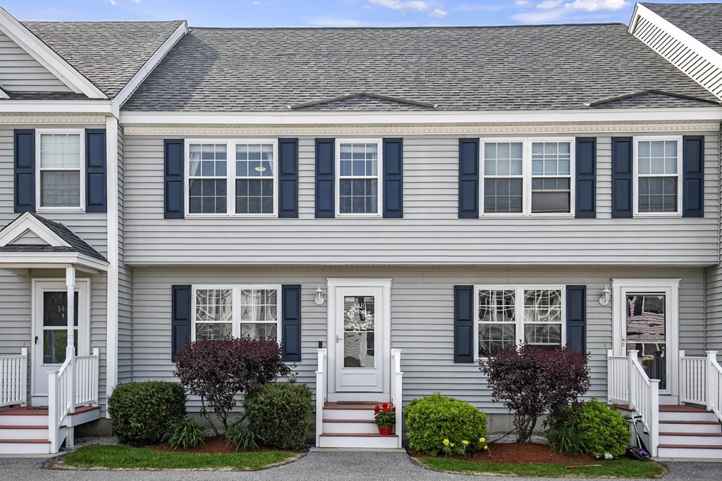 Virtual Tour of 14 Merrimac Way Unit B, Tyngsboro, Massachusetts