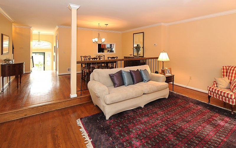 Virtual Tour of 280 Gretna Green Court, Alexandria, Virginia 22304