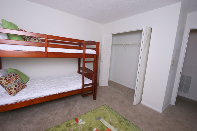 Virtual Tour of 575 Six Flags Drive, Austell, 30168 Apartment