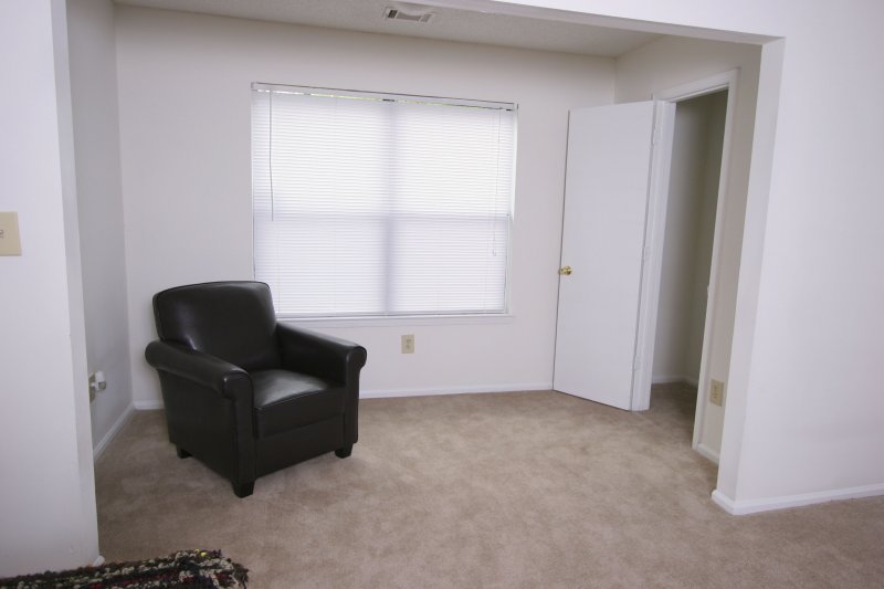 Virtual Tour of 575 Six Flags Drive, Austell, 30168 Apartment TourVista