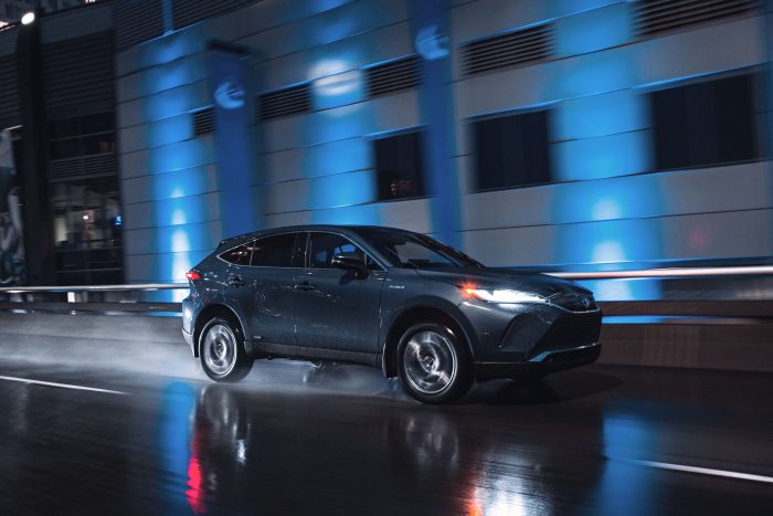 2021 Toyota Venza Hybrid: Interior, Technology and Specs