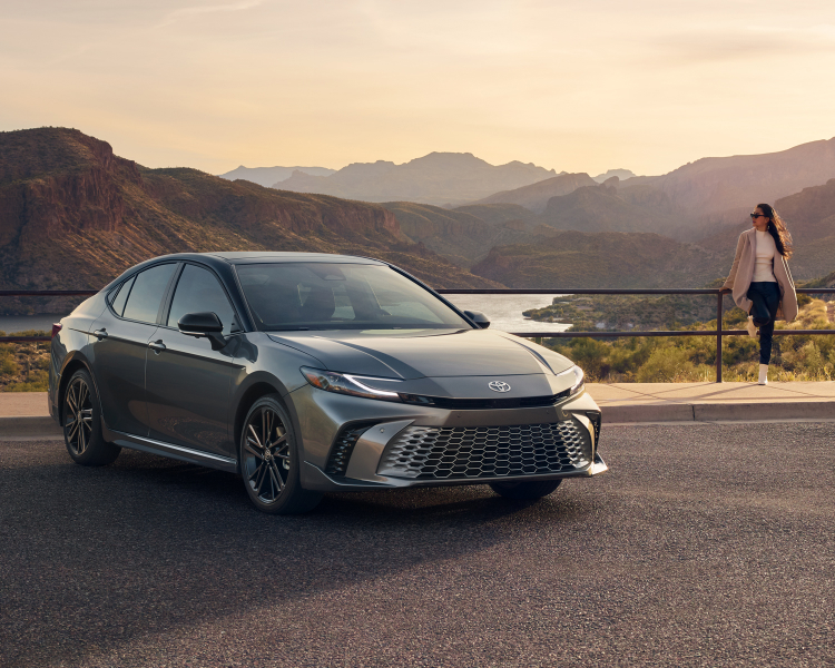 2025 Toyota Camry Hybrid Mid-Size Sedan | Toyota Canada