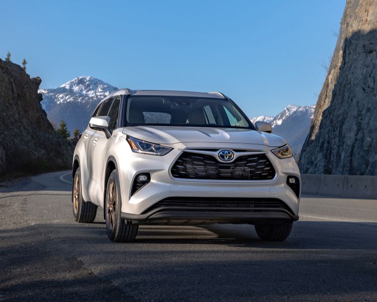 Toyota SUVS, Crossovers & Minivans - Toyota Canada