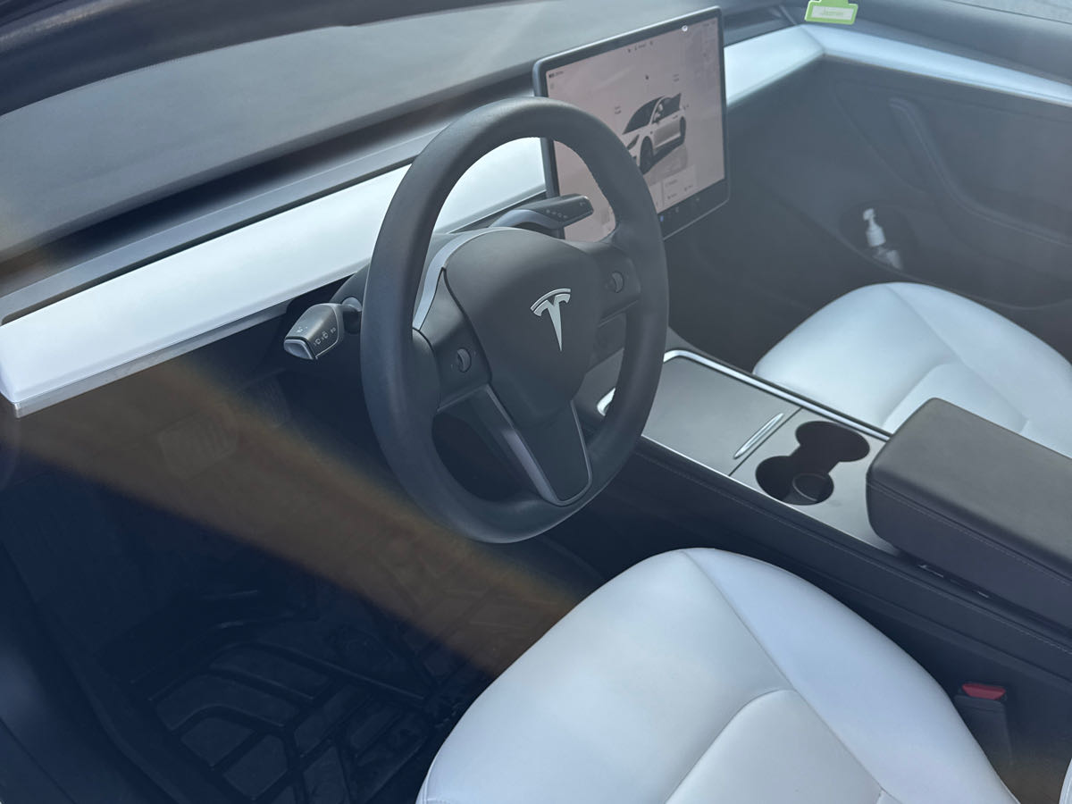 Photo 5 from auction – 2022 TESLA MODEL 3 LONG RANGE with VIN 5YJ3E1EB1NF198174
