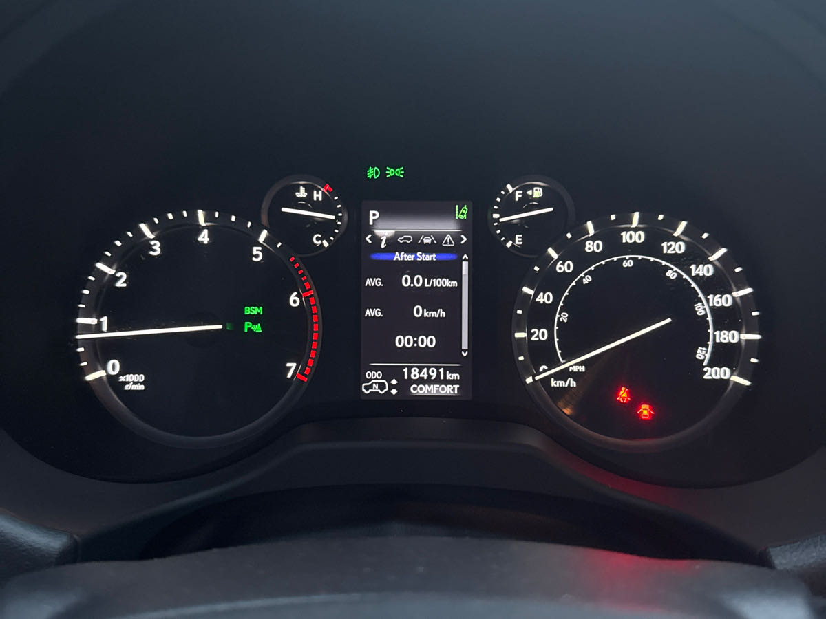 Lexus GX снимка Lexus GX