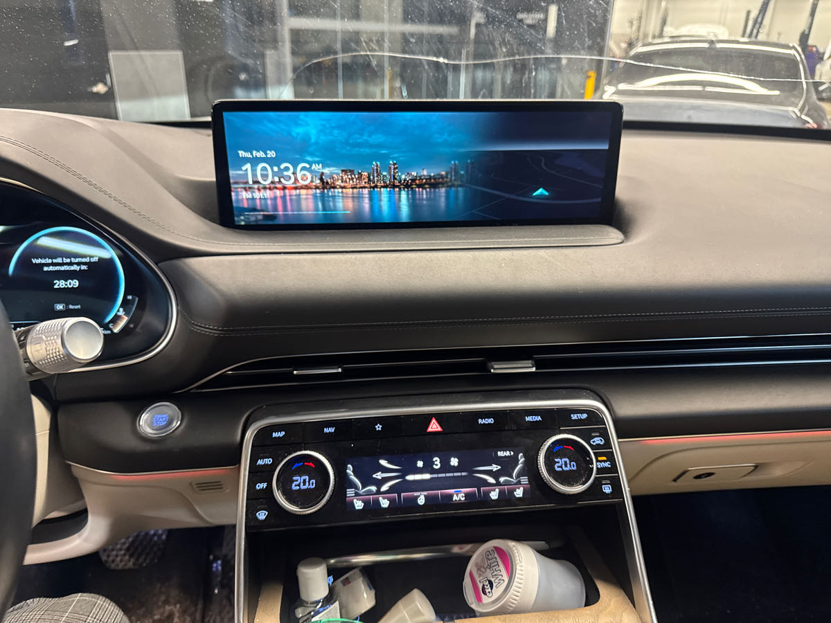 Photo 9 from auction – 2022 GENESIS GV80 3.5T PRESTIGE with VIN KMUHCESC6NU098740