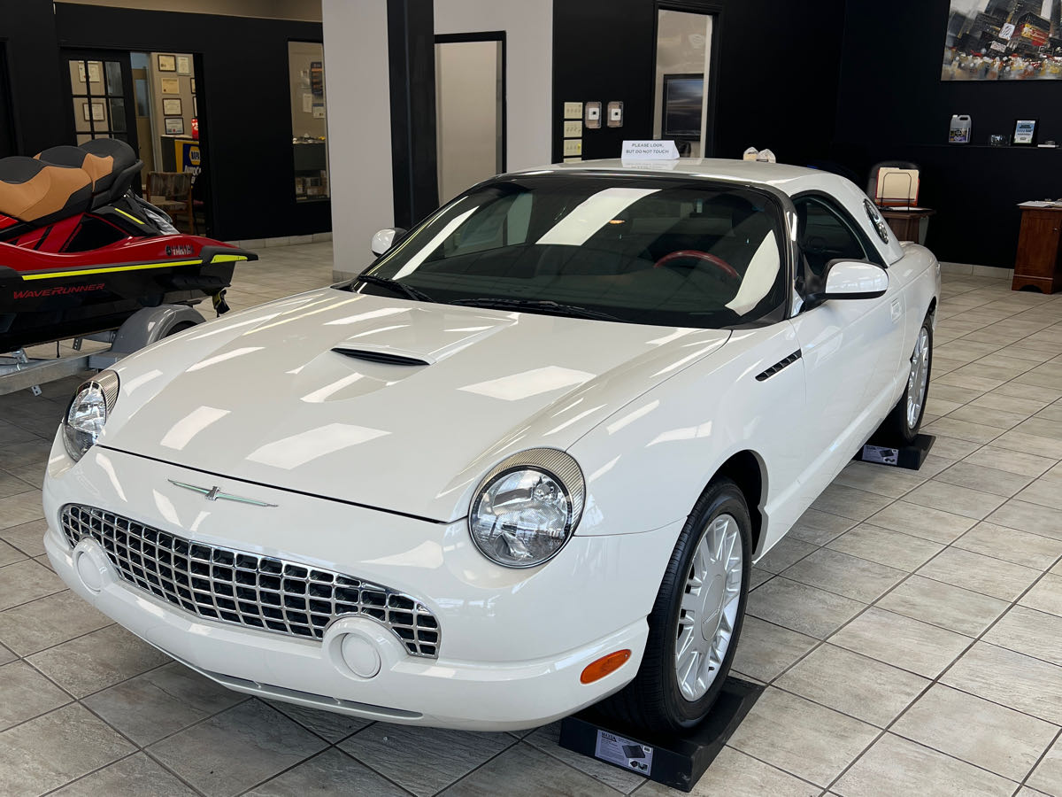 FORD THUNDERBIRD